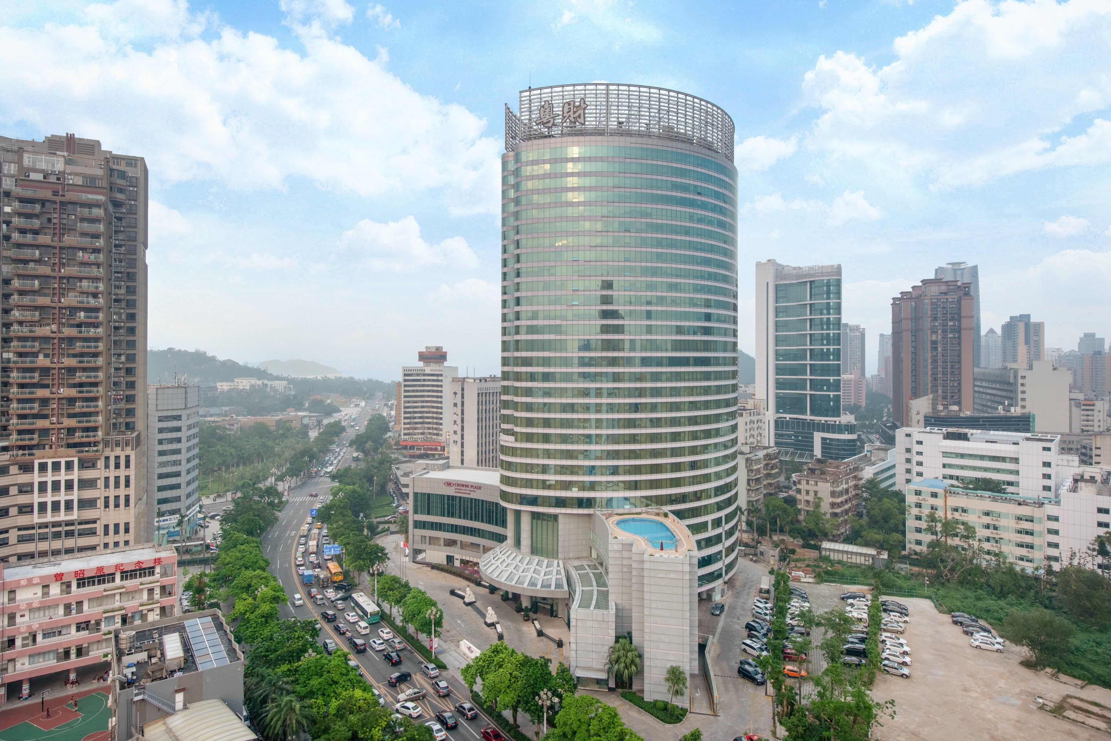 Crowne Plaza Zhuhai City Center By Ihg - Offers Free One-Way Shuttle To Chimelong Ocean Kingdom Exterior foto