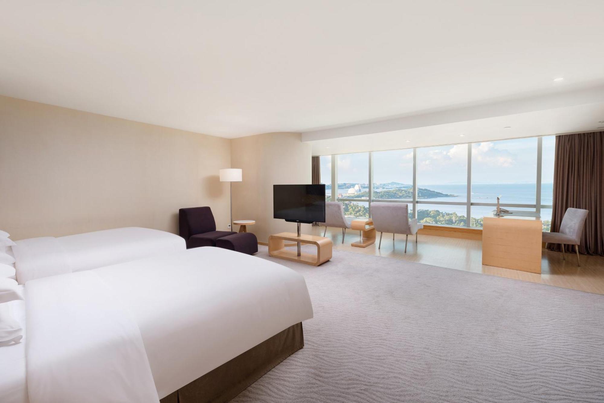 Crowne Plaza Zhuhai City Center By Ihg - Offers Free One-Way Shuttle To Chimelong Ocean Kingdom Exterior foto